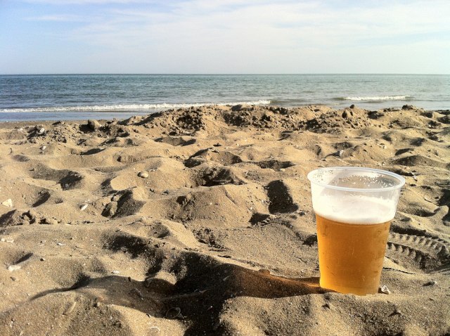 Alkoholna pića i sunčanje: Veoma loša kombinacija, može da bude i fatalna